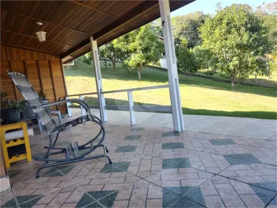 Fazenda / Sítio / Chácara com 4 Quartos à venda, 190m² no Chácaras Fernão Dias, Atibaia