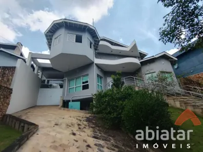 Sobrado com 5 Quartos para venda ou aluguel, 655m² no Jardim Indaiá, Embu das Artes