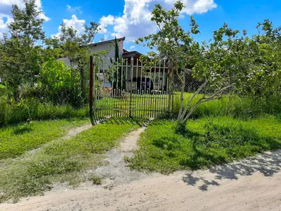 Fazenda / Sítio / Chácara com 3 Quartos à venda, 270m² no Vila Velha, Caçapava