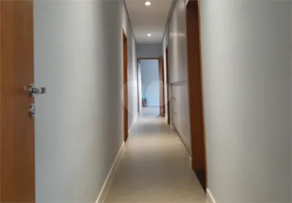 Fazenda / Sítio / Chácara com 4 Quartos à venda, 236m² no , Mairinque