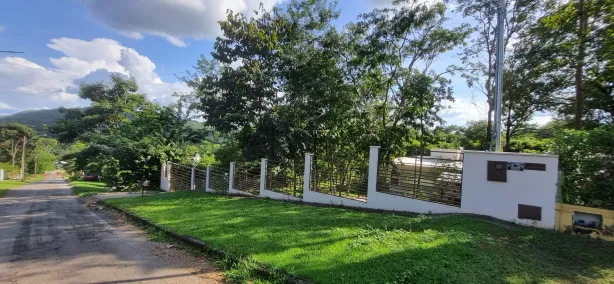 Casa de Condomínio com 2 Quartos à venda, 149m² no Setor Central, Hidrolândia