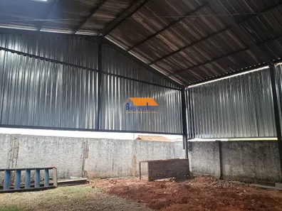 Galpão / Depósito / Armazém à venda, 550m² no Nova Cachoeirinha, Belo Horizonte