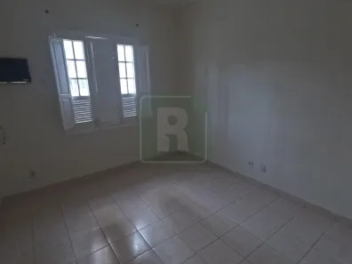Casa com 2 Quartos para alugar, 80m² no Fonseca, Niterói