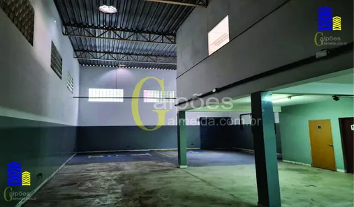 Galpão / Depósito / Armazém para alugar, 275m² no Vila Endres, Guarulhos
