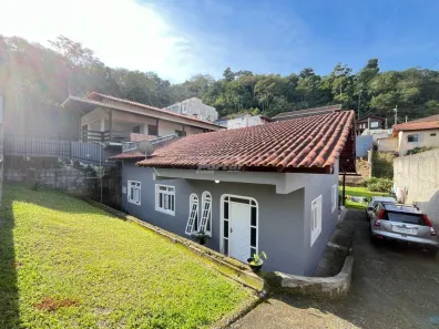 Casa com 3 Quartos à venda, 143m² no Velha Central, Blumenau