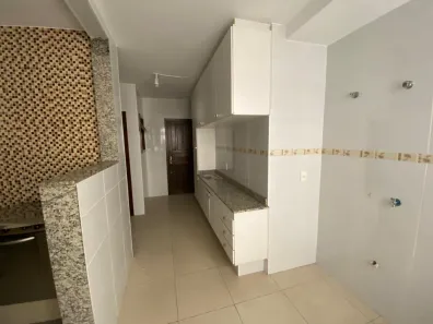 Apartamento com 3 Quartos para alugar, 185m² no Centro, Nova Friburgo