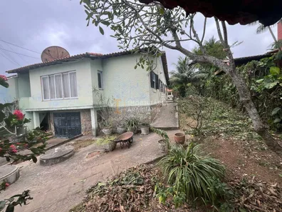 Casa com 3 Quartos à venda, 197m² no Vila Capri, Araruama