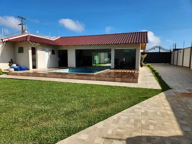 Fazenda / Sítio / Chácara com 4 Quartos para alugar, 1600m² no Campina do Taquaral, São José dos Pinhais