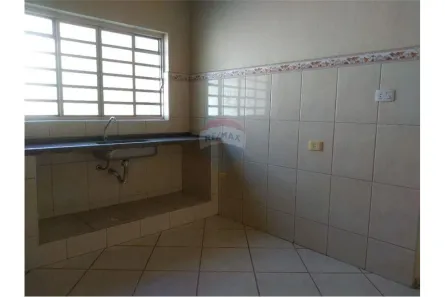 Loja / Salão / Ponto Comercial com 3 Quartos para alugar, 110m² no Centro, Mogi Guaçu