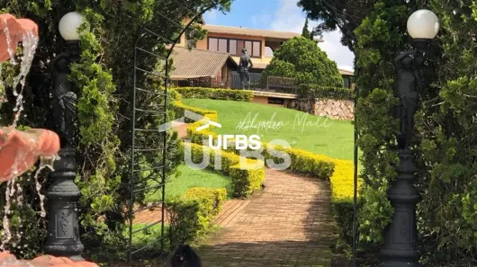 Casa de Condomínio com 4 Quartos à venda, 1100m² no Park Way, Brasília