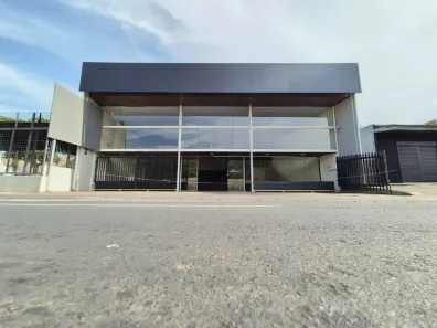 Loja / Salão / Ponto Comercial para venda ou aluguel, 220m² no Centro, Araraquara