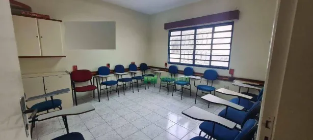 Casa Comercial para alugar, 145m² no Vila Santa Luzia, Taboão da Serra
