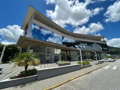 Loja / Salão / Ponto Comercial à venda, 49m² no Olaria, Nova Friburgo