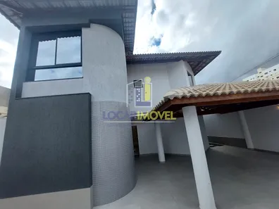 Sobrado com 5 Quartos à venda, 380m² no Candeias, Vitória da Conquista