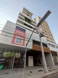 Loja / Salão / Ponto Comercial para alugar, 137m² no Cabral, Curitiba