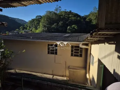 Casa com 2 Quartos à venda, 60m² no Castelanea, Petrópolis
