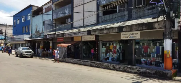Galpão / Depósito / Armazém para alugar, 150m² no Centro, Belford Roxo