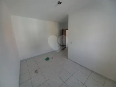 Casa de Vila com 1 Quarto para alugar, 52m² no Jardim Clementino, Taboão da Serra