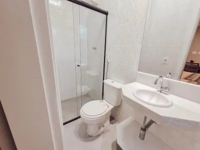 Sobrado com 4 Quartos para venda ou aluguel, 300m² no Riviera, Bertioga
