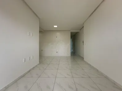 Apartamento com 2 Quartos para alugar, 60m² no Meia Praia, Navegantes