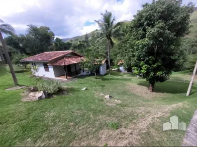 Fazenda / Sítio / Chácara com 4 Quartos à venda, 453m² no Posse, Petrópolis
