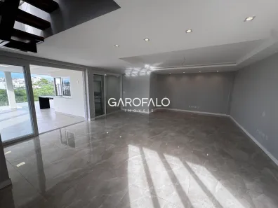 Casa de Condomínio com 3 Quartos à venda, 260m² no Terras Alpha, Resende