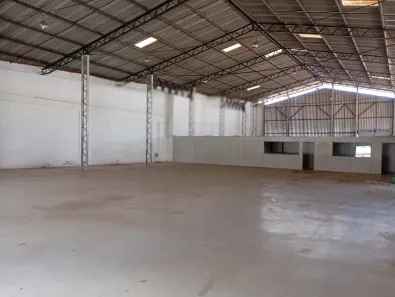 Galpão / Depósito / Armazém para alugar, 1200m² no Coqueiro, Ananindeua