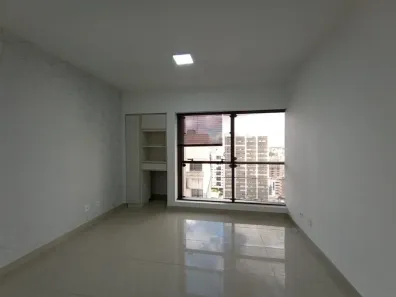 Conjunto Comercial / Sala para alugar, 29m² no Centro, Curitiba