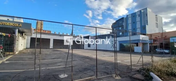 Loja / Salão / Ponto Comercial para venda ou aluguel, 708m² no Centro, Montes Claros
