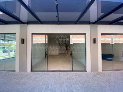 Loja / Salão / Ponto Comercial para alugar, 70m² no Parque Ipiranga, Resende
