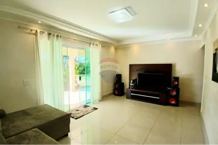Fazenda / Sítio / Chácara com 3 Quartos à venda, 351m² no Nossa Senhora Aparecida I, Saltinho