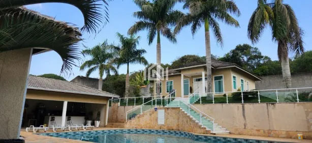 Fazenda / Sítio / Chácara com 4 Quartos para venda ou aluguel, 536m² no , Vargem Grande Paulista