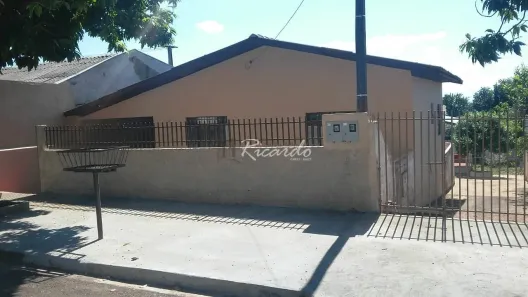 Casa com 2 Quartos para alugar, 60m² no Jardim Lorena, Arapongas