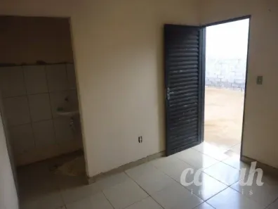Loja / Salão / Ponto Comercial à venda, 260m² no , Cravinhos