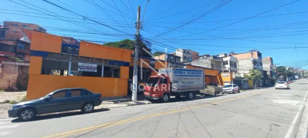 Casa Comercial para venda ou aluguel, 450m² no Jardim Novo Campo Limpo, Embu das Artes
