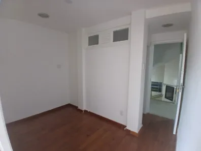 Conjunto Comercial / Sala para alugar, 28m² no Centro, Duque de Caxias