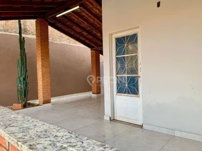 Casa de Condomínio com 3 Quartos para alugar, 120m² no Jardim Brasília II, Rio Claro