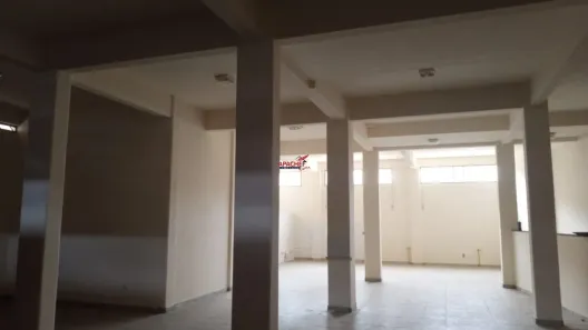 Loja / Salão / Ponto Comercial para alugar, 174m² no Santo Antônio, Viçosa