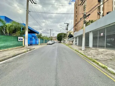 Prédio Inteiro com 8 Quartos para venda ou aluguel, 391m² no Jardim Nomura, Cotia