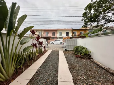 Casa com 2 Quartos para alugar, 72m² no Itacolomi, Balneário Piçarras