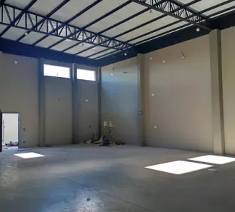 Galpão / Depósito / Armazém para alugar, 240m² no Chácara Manella, Cambé