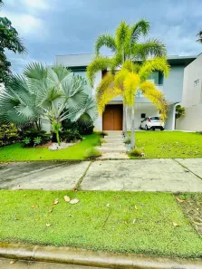 Casa com 4 Quartos à venda, 280m² no Alphaville (Abrantes), Camaçari