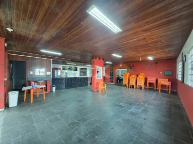 Galpão / Depósito / Armazém à venda, 228m² no Manoel Valinhas, Divinópolis