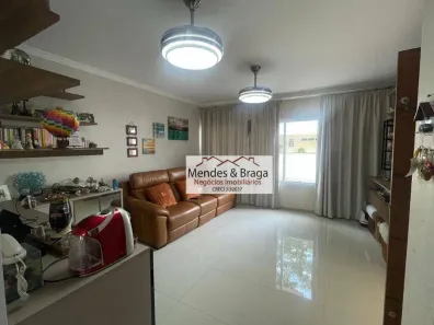 Sobrado com 3 Quartos à venda, 126m² no Jardim Flor da Montanha, Guarulhos