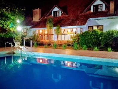 Fazenda / Sítio / Chácara com 9 Quartos para venda ou aluguel, 1000m² no Jardim Arco Rio Verde, Araçoiaba da Serra