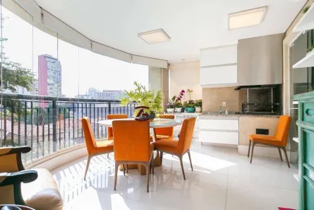 Apartamento com 4 Quartos para alugar, 240m² no Santa Cecília, São Paulo