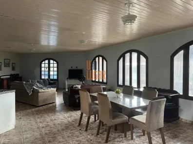 Casa com 6 Quartos para alugar, 500m² no Parque Verde, Belém