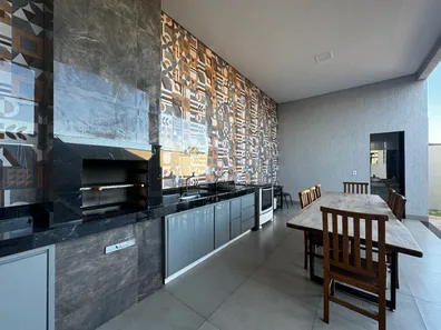 Casa com 3 Quartos à venda, 200m² no , Nerópolis