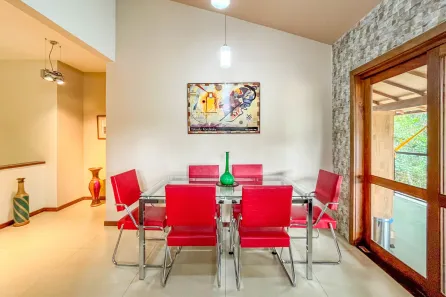 Casa de Condomínio com 4 Quartos à venda, 250m² no Posse, Teresópolis