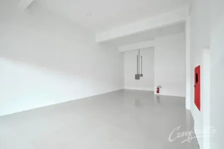 Loja / Salão / Ponto Comercial para alugar, 51m² no Bacacheri, Curitiba